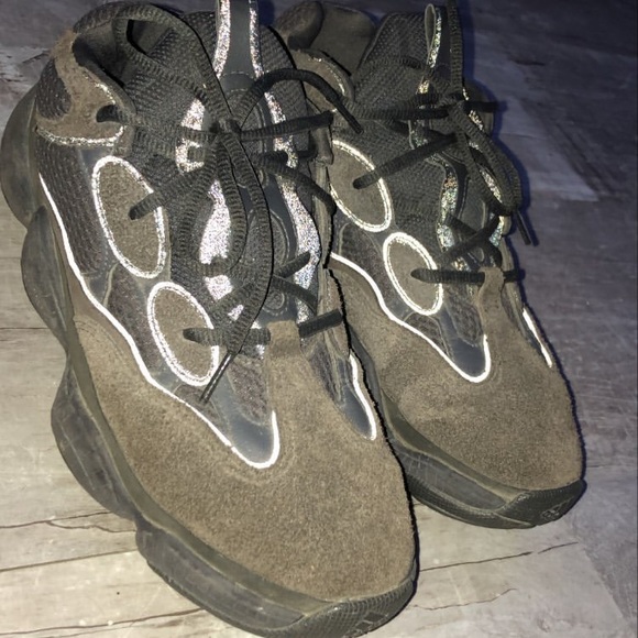 **SOLD**-Yeezy 500 utility black. - Picture 2 of 4